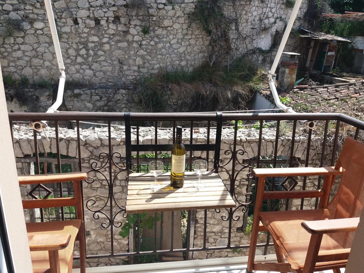 Eviali Apartments Límni Kültér fotó